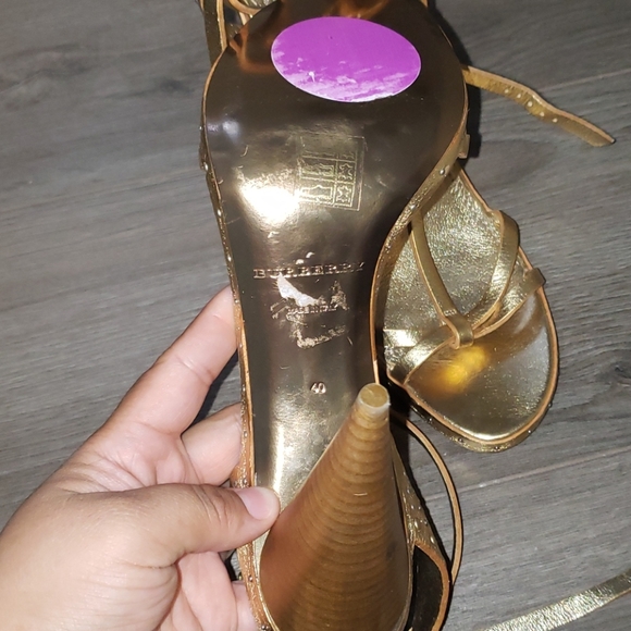 Burberry Stydded Metallic Leather Sandals - Picture 4 of 4
